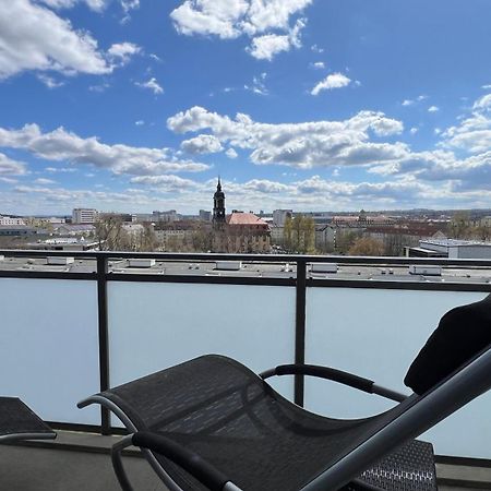 Apartment Mit Penthouse Charakter In Dresda Exterior foto