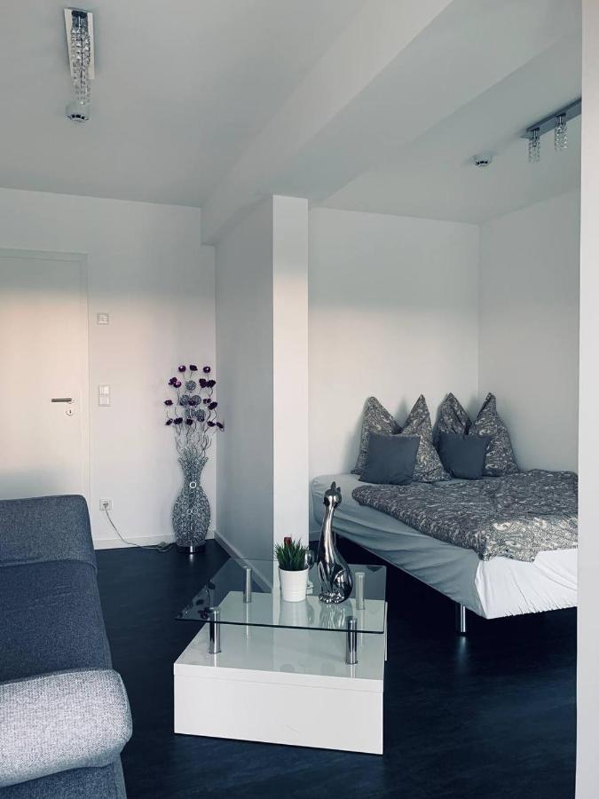 Apartment Mit Penthouse Charakter In Dresda Exterior foto